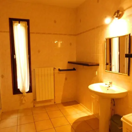 Moutiques Apartment *